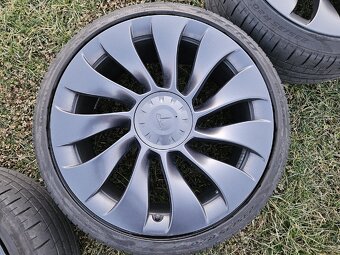 20" letní kola Überturbine Tesla model 3 - 11