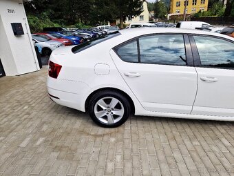 ŠKODA Octavia Limousien, 1.6 TDi, r.v. 2018, plnýs servis - 11