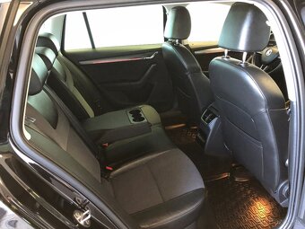 ŠKODA OCTAVIA 2.0TDI COMBI STYLE+ - 11