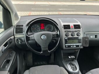 Volkswagen Touran 2.0 TDi 125kw DSG digi klima - 11