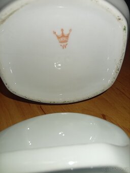 2 STARÉ PORCELANOVÉ DÓZY - 11