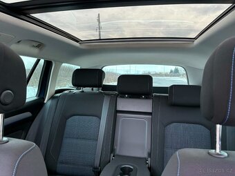 VW Passat Kombi GTE 1.4 TSI 160kw MATRIX - 11