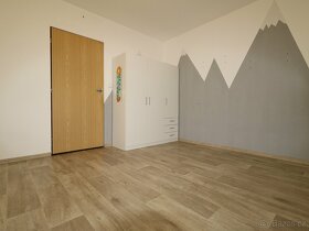 Prodej prostorného vybaveného bytu 3+1 v Žamberku - 11