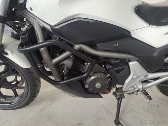Honda NC700S ABS - 11