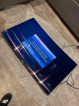 Samsung 55” (138 cm) 4K Zakřivená SUHD Smart TV - 11