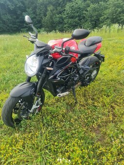 Mv agusta brutale 800 - 11