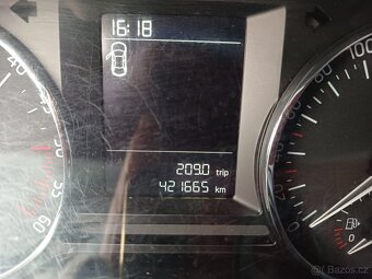 Škoda Octavia 3, 1.6 TDI, ALU, vyhřívané sedačky - 11