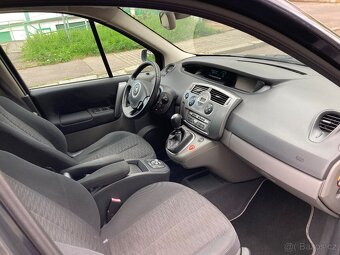 Renault Grand Scenic 2.0DCI 110 kW - 11