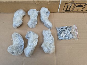 boční nášlapy + montážní příslušenství Renault Captur II 820 - 11