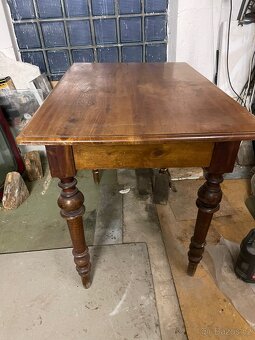 Starožitný nábytek k renovaci - 11