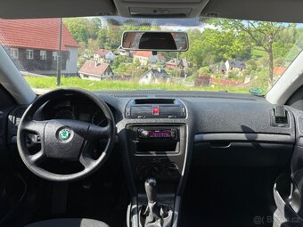 ŠKODA OCTAVIA COMBI 1.6MPI 140.000km NOVÁ STK - 11