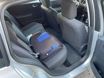 Renault Megane II kombi 1,5 dCi 78 kW - tažné zařízení - 11