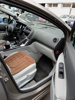 Peugeot 3008 2.0 Blue HDI 110kw (150koní) - 11