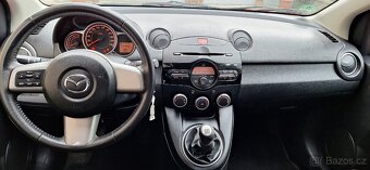 Mazda 2 - 11