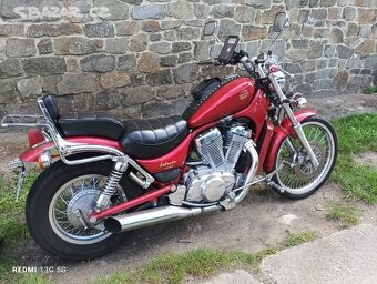 Suzuki Intruder VS 800 - 11