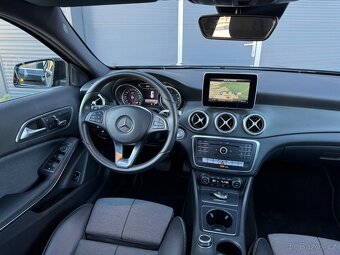 MERCEDES-BENZ GLA 200d / 2017 / 100kW / PANORAMA, TAŽNÉ, TOP - 11