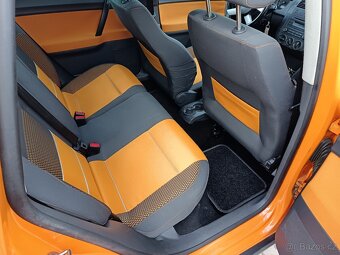 VOLKSWAGEN POLO CROSS 1.4 I - 55 kW - AUTOMATICKÁ PŘEVODOVKA - 11