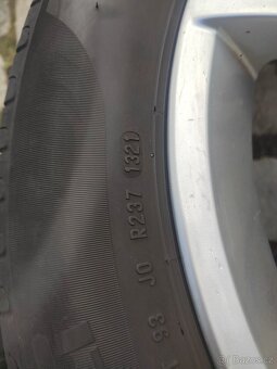 Prodám orig alu 17 Škoda Superb 3 5x112 ET 41 letní pneu - 11
