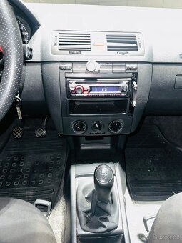Škoda Fabie 1.4 mpi - 11
