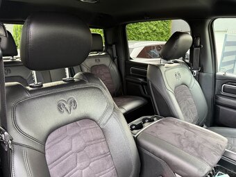 DODGE RAM HEMI OFFROAD PAKET - 11