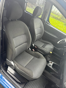 Citroën Berlingo 1.6HDi 66kW, RV 2006, Klima, Manual - 11
