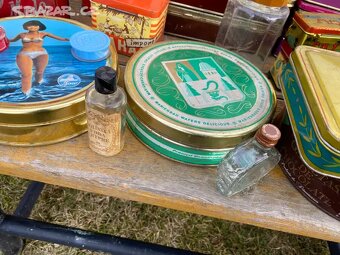 Stare plechovky - 11