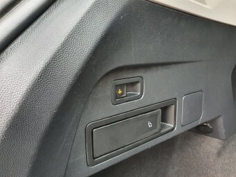 VW Tiguan Allspace 2.0 TDI 110kW 4x4 DSG - záruka Autodraft - 11