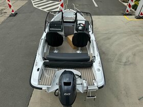 Yamarin 50BR +F60FETL vrátane prívesného vozika - 11