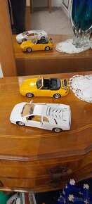Kovové modely Burago 1/24 - 11