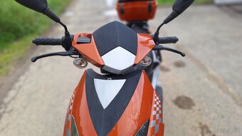 Skútr Keeway Matrix 50ccm – Téměř nejetý - 11