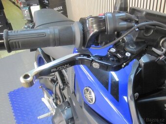 Yamaha MT-09 ABS - 11