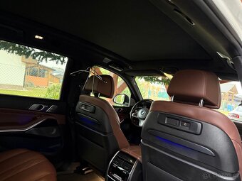 BMW X7 Individual M50D - 11