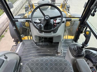 New holland B115 / 2022 , 2000 hodin traktor bagr - 11