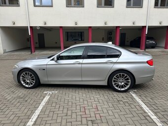 BMW 5 F10 520D 133 tisice najeto - 11