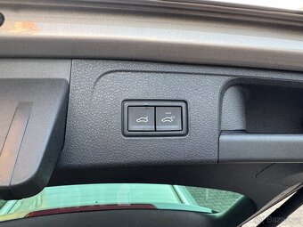 VW Passat B8 2.0 TDI 140kW DSG Webasto Tažné Keyless Kamera - 11