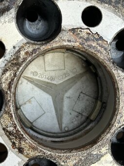 Kola Mercedes 16 - 7,5Jx16 H2 ET 41 215/55 R16 - 11