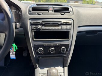 Škoda Octavia 2 combi 1.6 benzin - 11