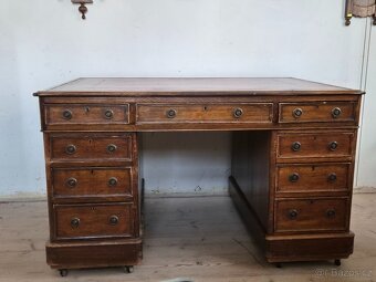Anglický viktoriánský psací stůl - Oboustranný - 11