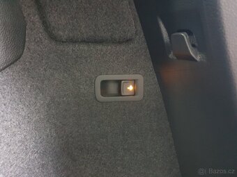 Škoda Karoq 2.0 TDI 110kW Sportline Tažné - záruka Autodraft - 11