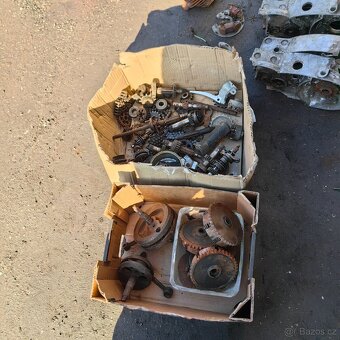 ČZ 125 t motory - 11