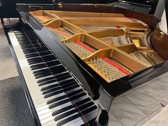 Značkový klavír ESSEX od Steinway & Sons se zárukou 5 let. - 11