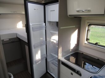 LAIKA ETRUSCO T 690 160PS, NAVI, KLIMA, TEMPO, SOLAR, GARÁŽ, - 11
