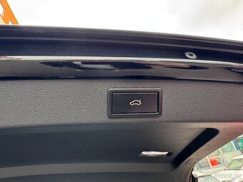 Škoda Superb 3 2.0TDI 147kW DSG Sportline Matrix LED DCC DAB - 11