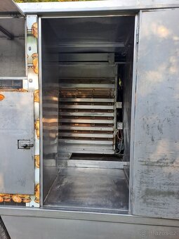 Pojízdná prodejna,FOOD-TRUCK-Grylovana kurata - 11