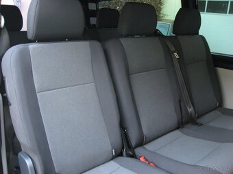 Volkswagen Transporter 2.0TDI 150PS L2H1 Kombi-9 - 11