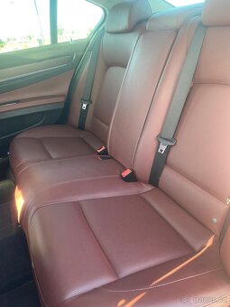 BMW 740D - 11