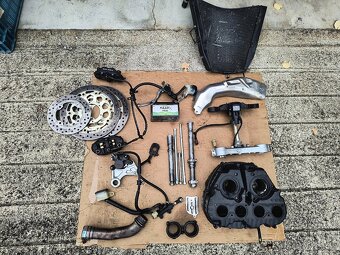 Náhradní díly Cbr 1000rr 2004-05 - 11