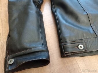 Kožená bunda z jehnětiny - M - jako nová - 11