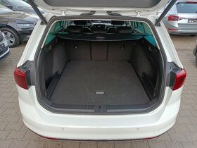 VW Passat B8 2.0TDI 110kW DSG R-Line Tažné Matrix LED ACC - 11
