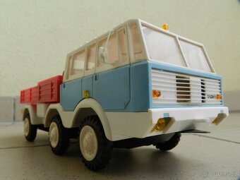 TATRA 813 - ITES r. 1985 - ČSSR - 11